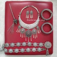 ราคา เครื่องประดับชุดไทยล้านนา สีเงินรมดำ WB01 (16420222832)