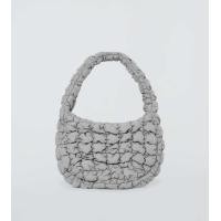 ราคา สีแดง sale 2590 ของแท้พร้อมส่ง cos bag กระเป๋า Cos mini quilted bag diamond shoulder bag (22150508557)