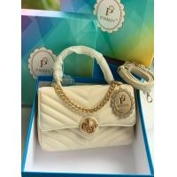 ราคา PIMMY พร้อมกล่องแบรนด์ ขนาดกว้าง 9 สูง 6 นิ้ว งานสวยมากชนช็อป อะไหล่ทองปั๊มทุกจุด ตรงกลางติดโลโก้ PIMMY วงกลมสีทอง พร้อมสายโซ่สำหรับถือ และป้ายห้อยปั๊ม pimmy สวยหรูมาก งานแต่งหนังลายวีสวยมาก ด้านในปั๊