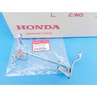 ราคา ขายึดบังลมล่างHONDA C100P อะไหล่แท้ศูนย์HONDA 64410 KFM 900 1ชิ้น อะไหล่แท้ HONDA (20855735203)