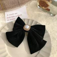 ราคา lovemango โบว์กำมะหยี่สีดำ โบว์กิ๊บติดผมคุณหนู กิ๊บติดผมผู้หญิง สไตล์เกาหลี โบว์ใหญ่ (22962825930)