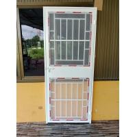 ราคา ประตูเหล็กดัดสำเร็จรูป ขนาดบาน80x200 1ชุดมีวงกบ บานประตู มุ่งลวด สีขาว (22881663197)