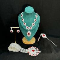 ราคา ชุดเครื่องประดับไทย ทรง cz series ชุบสีทอง สีเงิน สร้อยคอ เข็มขัด ปิ่นปักผม สังวาลย์ ชุดไปงานเลี้ยง งานแต่งงาน ประกวดนางงาม เทศกาล และงานอื่นๆ (22970897769)