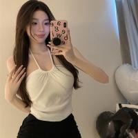 ราคา เสื้อแขนกุดคล้องคอด้านหน้าแต่งระบายแขนกุดสีทึบฤดูร้อนของผู้หญิงชุดเปิดไหล่สวยงาม (21894324023)