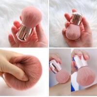 ราคา แปรงปัดแก้มคาบูกิ kabuki สีชมพู แปรงแต่งหน้า ขนาดพกพา (15798368428)