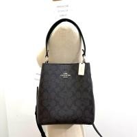 ราคา กระเป๋าถือ COACH ของแท้ มือ 1 ทรง Bucket รุ่นใหม่ หายาก สายหนังแท้ สีสวย COACH 2312 TOWN BUCKET BAG IN SIGNATURE COATED CANVAS Brown สีน้ำตาล (21889794916)