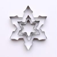 ราคา Snowflake design Christmas biscuit mold Decorative Stainless steel material 3pcs set Stainless steel cookie cutter Easy to use Fondant embossing mold for Christmas baking Holiday treats Home baking Ca