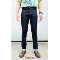 ราคา จัสติน รุ่นกระบอกเล็กFreedomผ้าดิบริมแดง มีใบรับประกันของแท้ (15061748839)