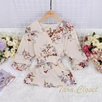 ราคา ส่งเร็วพิเศษ F004 1 TARA Flower เสื้อลายดอก คอวี แขนพอง แขนหนอน แขนขนมชั้น มีโบว์ผูกหน้า หลัง ดีไซน์สุดเก๋ ผ้าโฟเวย์ ใส่สบาย ไม่ร้อน (22958580974)