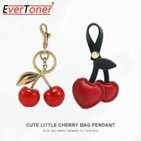 ราคา เครื่องประดับกระเป๋าเชอร์รี่จาก Eversoner สำหรับ Coach จี้ห้อยกระเป๋าเชอร์รี่ที่น่ารักพวงกุญแจแฟชั่นผู้หญิงจี้รถเชอร์รี่เกรดสูง (22801778219)