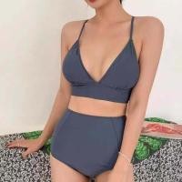 ราคา ชุดว่ายน้ำทูพีช 2 ชิ้น บราสายเดี่ยว กางเกงเอวสูง เก็บก้นเก็บพุง มีฟองน้ำ (21126901115)