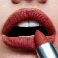 ราคา Full Size MAC Powderkiss Lipstick 3g M A C มีหลายสีให้เลือก (22764457547)