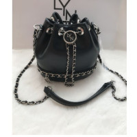 ราคา กระเป๋าสะพาย LYN รุ่น ขนมจีบ แท้ Outlet สินค้าในไทย (9252639171)