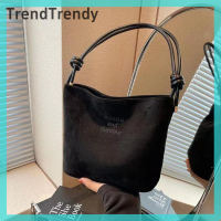 ราคา TrendTrendy กระเป๋าทรงถังแฟชั่นหนังกลับสะพายไหล่ข้าง (22497235813)