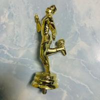 ราคา ต้นยวนสปอร์ต อะหลั่ยถ้วยรางวัล ตุ๊กตาหัวถ้วยรางวัล ป้ายหัวถ้วยรางวัล (6131454740)