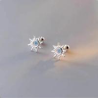 ราคา ต่างหูตุ้มหูชุบเงิน S925รูปดอกทานตะวันสำหรับผู้ชายเพทายสีฟ้า Ins เครื่องประดับต่างหูสำหรับคนแพ้ง่ายเสริมบุคลิกภาพของขวัญสำหรับแฟนหนุ่ม (22254089488)