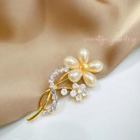 ราคา vintage jewlelry เข็มกลัดมุกอัลลอย เข็มกลัดแฟชั่น เข็มกลัดมุก เข็มกลัดทอง เข็มกลัดเงิน brooch (7206846582)