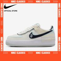 ราคา Nike Womens Air Force 1 Shadow Shoes Sail ไนกี้ รองเท้าผู้หญิง Air Force 1 Shadow สีเซล (22463657976)