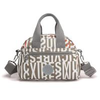 ราคา ทันสมัย กระเป๋าสะพายข้างใบเล็ก ผู้หญิง กระเป๋าสะพายไหล่ Oxford Nylon Canvas Handbag กระเป๋าแม่ ลายดอก ซิป ปิด ลำลอง (21151913149)