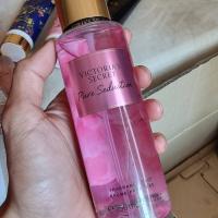 ราคา Victoria s Secret body mist บอดี้มิสวิคตอเรียซีเคร็ท ขนาด 250ml (18239368681)
