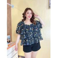 ราคา เสื้อคอเหลี่ยมผ้าชีฟองเกาหลีมีลายในตัวพิมพ์ลายดอกไม้ งานแต่งระบายขนมชั้นงานแต่งกระดุม รอบอก 40 48 นิ้ว (22663057785)