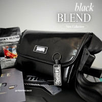 ราคา FIGHTING BLACK BLEND รุ่นแม่เหล็ก ขนาด 12 กระเป๋าผ้าใบ ทรงหนา 3 ชั้น (22927996021)
