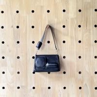 ราคา กระเป๋าล็อคล็อค หนัง PUแถมสายสั้น สายยาว 1868 (22529400842)