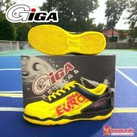 ราคา GIGA รองเท้าฟุตซอล รองเท้ากีฬา ฟุตซอล FG426 (22626829912)