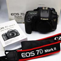 ราคา Canon EOS 7D Mark II ที่สุดของกล้อง APS C ควบคุมทุกสิ่งได้ดั่งใจ ใหม่ และเหนือชั้นกว่ากล้อง DSLR APS C ที่คุณเคยสัมผัส กับความเร็วที่ไม่มีใครเทียบได้ และอานุภาพของชิปประมวลผลภาพ Dual DIGIC 6 และเซ็นเซ