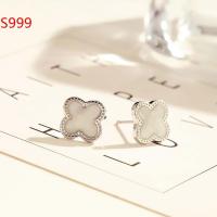 ราคา Hot selling Japanese And Korean Fashion Black Four Leaf Clover Ear Stud Female Sweet Temperament 18K Rose Gold Plated Ear Rings (22811368459)