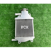 ราคา หม้อน้ำ PCX150 ปี2017 2018อลูมิเนียมตัวหนา งานไทย ห้ามใส่หล่อเย็น รับประกันรั่วซึมทุกใบ อลูมิเนียมตัวหนา (20870065263)