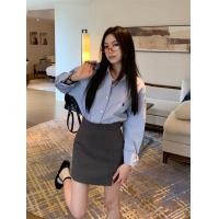 ราคา Cici 3340 เสื้อเชิ้ต ผ้าคอตตอล ปักลายด้านหน้า ทรงโอเวอร์ไซส์ หน้าสั้นหลังยาว (22875754431)