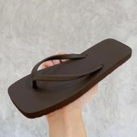 ราคา รองเท้าแตะคีบสีทึบสไตล์ญี่ปุ่นสำหรับผู้หญิงรองเท้าแตะชายหาดแบบหนีบสำหรับคู่รักแฟชั่นเรียบง่ายสำหรับฤดูร้อนสำหรับผู้ชายพื้นนิ่มกันลื่นใส่ด้านนอก (22793088307)