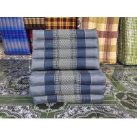 ราคา หมอนอิงสามเหลี่ยม 10 ช่อง 3พับลายขิดยัดนุ่นแท้ (23028549497)