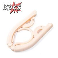 ราคา 3pcs พร้อมส่ง ไม้แขวนเสื้อพับได้ พกพา สีพาสเทล (22773515114)