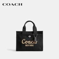 ราคา COACH กระเป๋าโท้ท กระเป๋าทรงสี่เหลี่ยมผู้หญิงรุ่น Cargo Tote 26 CP164 LHBLK สีดำ (23271225849)