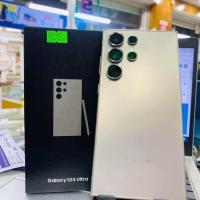 ราคา Samsung Galaxy S24 Ultra 6 8 inches Screen Display 12GB RAM 512GB Storage Titanium Grey BRAND NEW (23305182027)