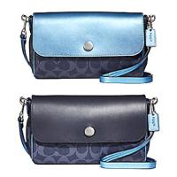 ราคา กระเป๋าสะพาย COACH ของแท้ มือ 1 ปรับได้ 2 สี สายยาวสะพายเฉียงได้ ทรงสวย มีตำหนิด้านใน ลดราคาล้าง stock COACH REVERSIBLE CROSSBODY IN SIGNATURE COATED CANVAS CLEARANCE (1256242258)