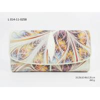 ราคา sale SS กระเป๋าสามพับใหญ่ฝาโค้ง พิมพ์ลาย หนังปลากระเบนแท้ หนังวัวสีครีม (5070930451)