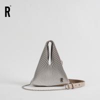 ราคา REPLEAT Hobo Petite 2021 รีพลีท กระเป๋าอัดพลีท กระเป๋าสะพายผู้หญิง (7475868544)