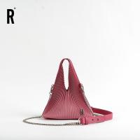 ราคา REPLEAT Hobo Petite 2021 รีพลีท กระเป๋าอัดพลีท กระเป๋าสะพายผู้หญิง (7475868547)