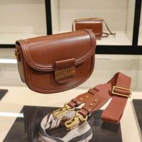 ราคา SALE ถูกๆ CHARLES KEITH แท้ ขนาด8นิ้ว งาน แท้ หิ้วขึ้นเครื่องได้ทั่วโลก (18592124017)