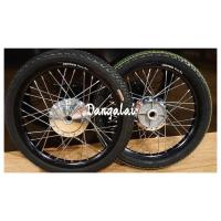 ราคา ชุดล้อดำขอบเรียบ 1 40x17 พร้อมดุมกระจกเงา พร้อมยาง 50 100 17x2 ใส่ W100 110 ดรัม หน้าDream ทุกรุ่น (13011958888)