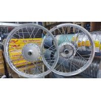 ราคา ชุดล้อYAMAHA ดุมเดิม Y80 Y100 เมท111 เบลอา เมทอัลฟ่า สป้าคR Z รุ่นดิสเบรคและรุ่นดรัมเบรค ดุมเดิม วงล้อ ขึ้นซี่ลวดชุบเส้นใหญ่ ในรูปเป็นเพียงตัวอย่างของสีวงล้อเท่านั้น ราคา1คู่ วงล้อขนาด1 40 17 เกรดดีปา