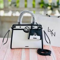 ราคา กระเป๋าสะพายข้าง Lyn 10 นิ้ว (12560317228)