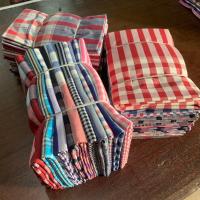 ราคา ขายส่ง 1 มัด 20 ผืน ผ้าขาวม้าบ้านไร่ เย็บริม ผ้าฝ้ายทอพิเศษ ขนาด 90X200 ซม คละสีคละลาย ตราช้างแดง (20306208607)