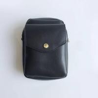 ราคา กระเป๋า Anello Legato Largo Light Weight Phone Bag LH P0005 เบาพกพาสะดวก (22969238370)
