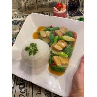 ราคา โมเดลอาหาร ข้าวคะน้าหมูกรอบ อาหารปลอม โมเดลอาหารไทย (22444133081)