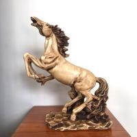 ราคา รูปปั้นม้า ม้าตั้งโชว์ ม้ามงคล ม้ายกขา งานเกรดพรีเมี่ยม วัสดุเรซิ่นหล่อตัน ขนาดสูง 31 เซนติเมตร ปรับฮวงจุ้ย เข้ากับเฟอร์นิเจอร์ ได้ง่าย งานจริงสวยงามสง่างามมาก (9717023129)