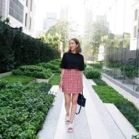 ราคา SLAY Lyla Tweet Chanel Skirt กระโปรงทรงเอผ้าทวีตชาแนล ซับในทั้งตัว เฉพาะกระโปรง (21438553078)